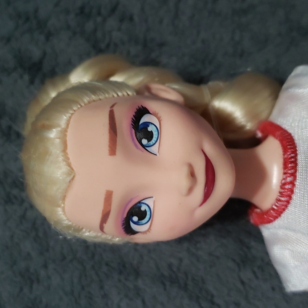 DISNEY DOLL - Picture 2 of 10